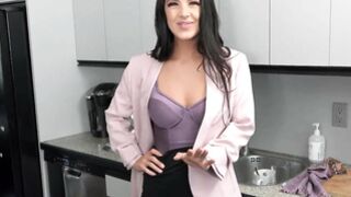 Slutty realtor wants client to be her sugardaddy