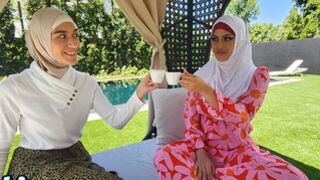 2 Arab Hijab Girls Banged - NOOKIES