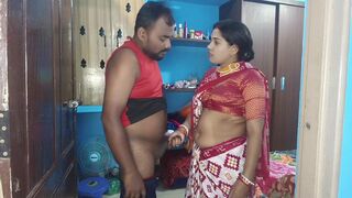 Sexy Indian STEPMOM Bedroom Gets Banged & Cunt Filled With Cum
