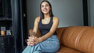 Big Butt 18yo Latin Cutie Riding BWC