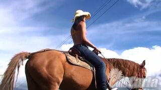 Solo petite teen bitch masturbates